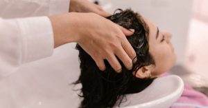 Hair Salon, Solusi Perawatan Tepat untuk Rambut Rusak